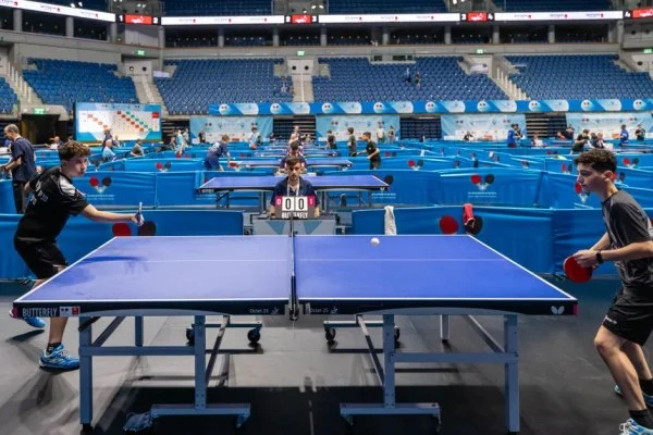 table tennis match action rally